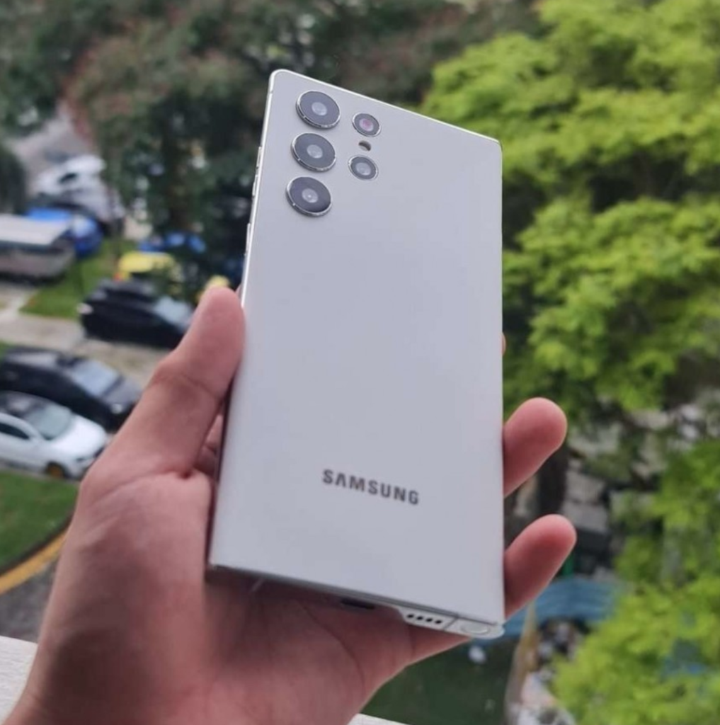 All three Galaxy S22 models will use a new Gorilla Glass Victus+